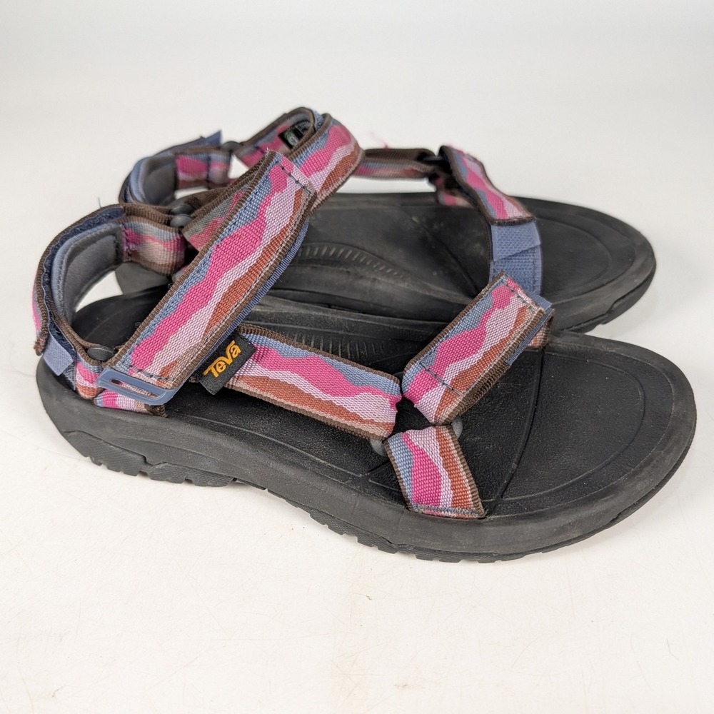 Teva Hurricane XLT2 Sandals Womens 6 Canyon Multi Wavy Straps 1019235